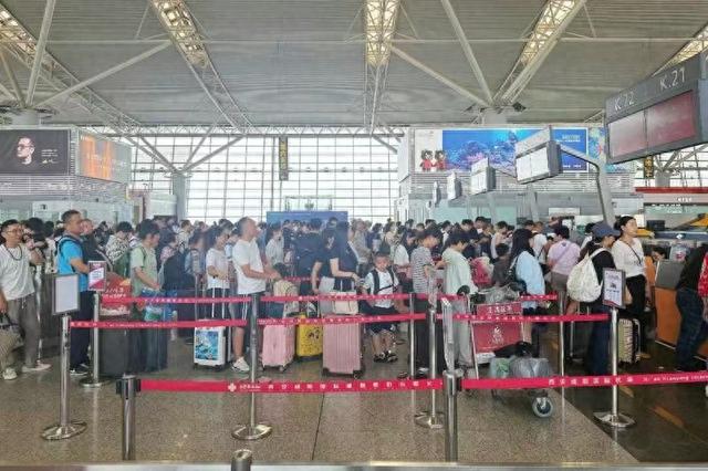 长安航空暑运首月航班量、旅客运输量实现“双增长”