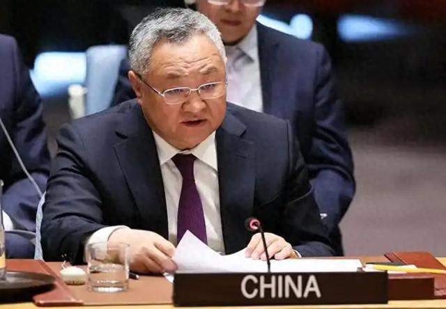 中方通告联合国后，日本很不服气，指责北京说错了，我外交部回击