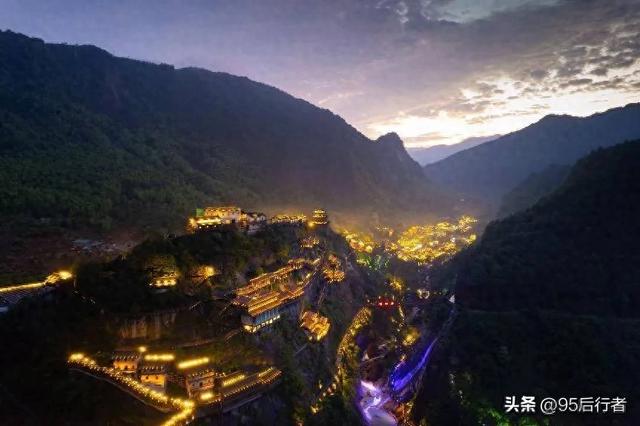 世界上只有中国才有的十大神奇景观，去过一半，都是大神级别！