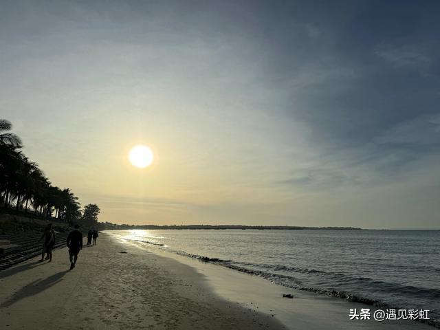 越南8日游（第六天，美奈仙女溪、红沙丘和小渔村日落）