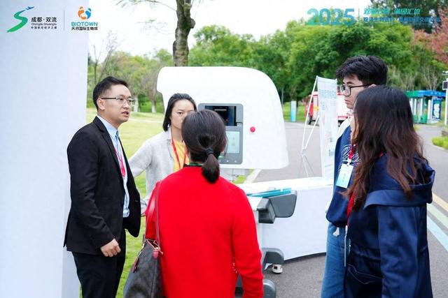 政府当“红娘” 企业医院“面对面” 成都这场生物医药沙龙促成多桩“良缘”