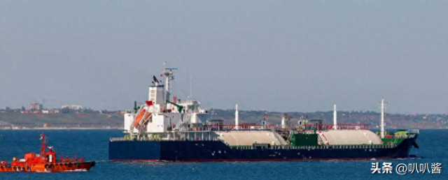 不到24小时，美国扣第3艘油轮，但碰上刺头，双方爆发海上追逐战