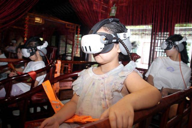江苏苏州：沉浸式体验VR游拙政园