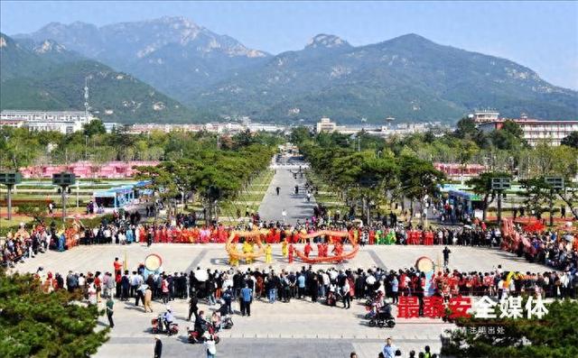 “月满华诞 家国同庆” 岱北文化旅游节启幕