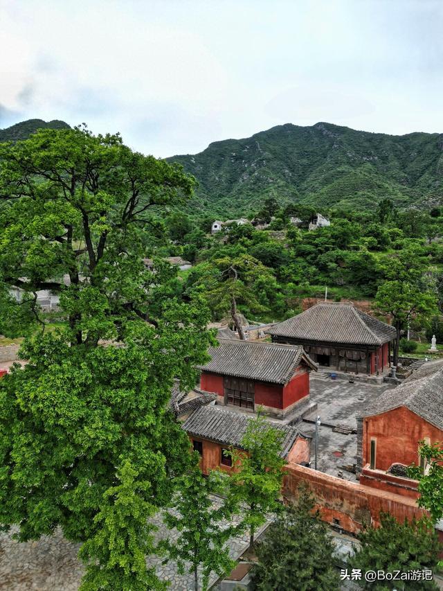 京西深藏千年古寺，灵岳寺藏满宋元密码，庑殿顶形制太罕见