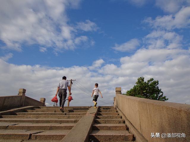 2012年8月，夏日的古运河畔清名桥