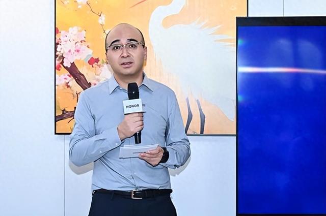 科技与人文同行，荣耀以ESG实践连接创新与向善