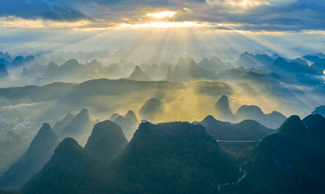 阳朔如意峰：打卡“中国最美峰林第一名”阳朔山水的绝佳观景台