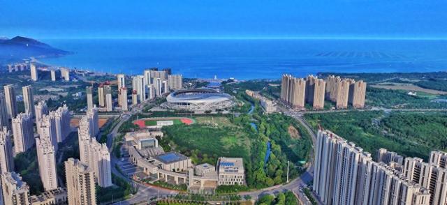 读懂城市丨“关外第一城”葫芦岛，自在山海