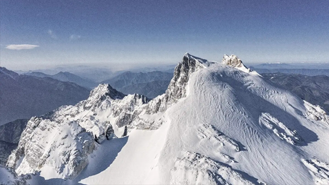 22岁大学生轻信网上“有腿就行”，硬上哈巴雪山，最终不幸遇难