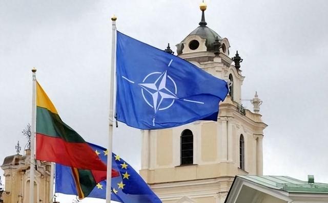 立陶宛为啥被称为“欧洲淫窟”？带你去瞧瞧这个可悲的中欧小国