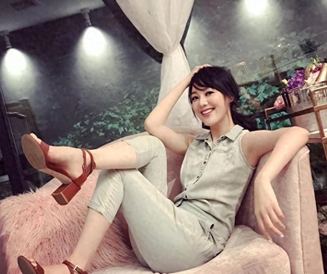 讨好大佬	，陪睡上位，遭央视“开除”，她身上的标签哪个才是真的