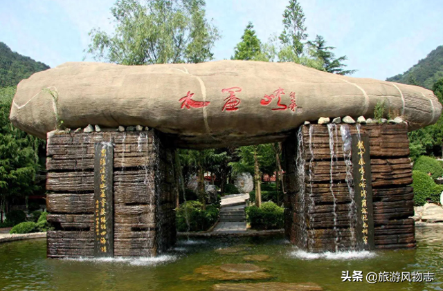 济南不宣传这里糊涂啊，号称“泉城之巅趵突之源”，很多人不知道