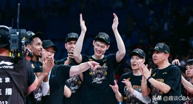截止8月1日:CBA所有球队球员签约情况汇总。(广东签约NBA后卫)
