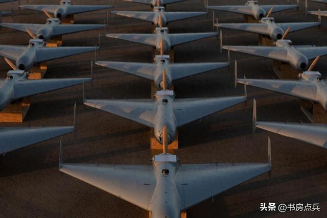 美军放下身段！逆向仿制伊朗“飞天小摩托”，组建特遣队部署中东