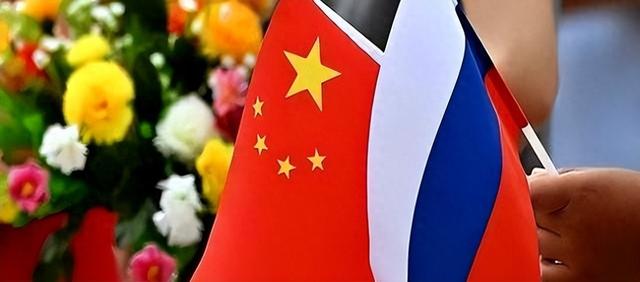 局势已经恶化，19国派兵堵门，解放军通告全球。中俄军方联手了