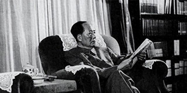 70多年前的大雪天，毛主席为啥决定把河南省会由开封迁至郑州？