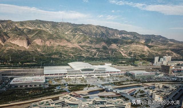 天路驿站，丝路客厅：西宁站的枢纽温度与文化使命