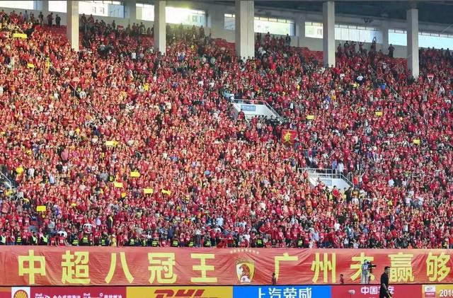 巅峰恒大有多强？亚冠三年两冠+世界排名第11，书写中国足球传奇