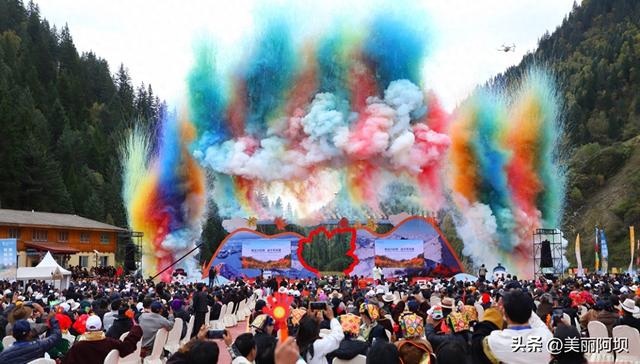美翻！非遗盛宴撞上秋日限定美景——2025年黑水县第十三届冰川彩林生态文化旅游季启幕