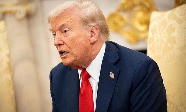 特朗普向全球发出通牒：180天内准备对中国动手，不帮忙就加税