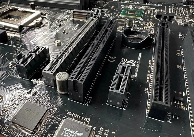 PCIe 8.0 开发工作启动 目标双向带宽为1TB/s