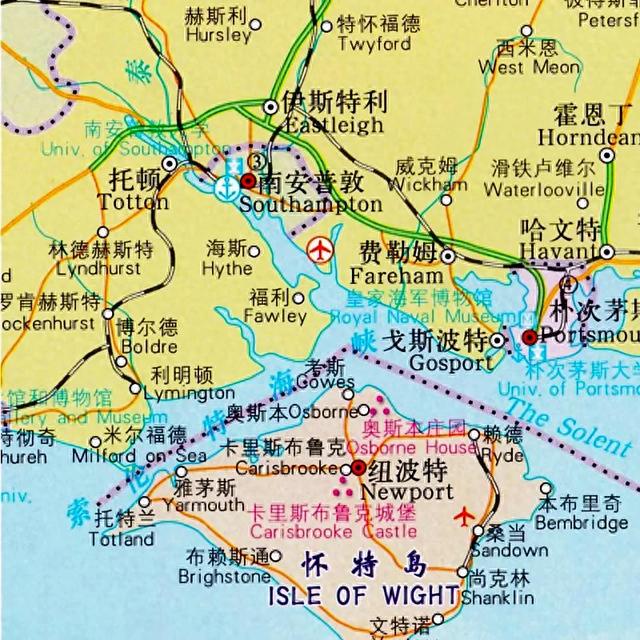 怀特岛在英国南部,岛上居然还有铁路,中心城市纽波特