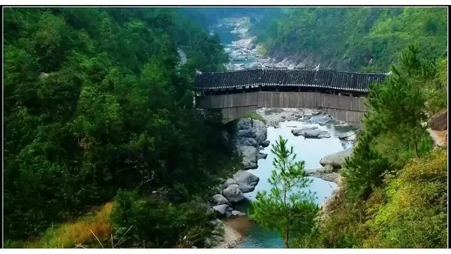 泰顺三条桥：三木跨溪，山青水碧，人面何处去？
