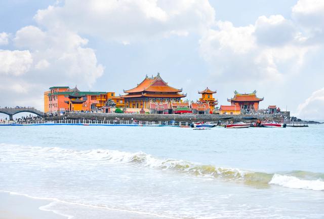 福建石狮黄金海岸：美景醉游人，这家海鲜馆藏着大海的味道