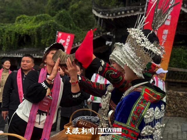 雷山西江镇“景区带村”见实效：从“20万全覆盖”到“千万级村”突破