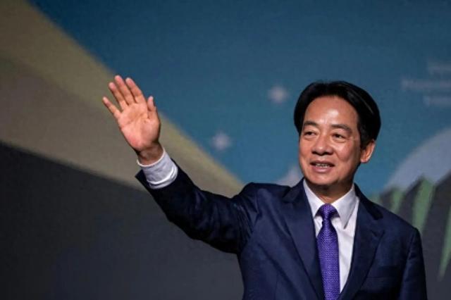 国台办正式宣布：邀请台湾同胞出席阅兵，赖清德拦都拦不住！国民党却在阻止郑丽文？