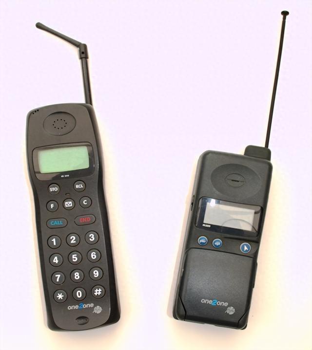 通信历史连载815-世界第一部支持1800MHz的手机到底是谁-1993年