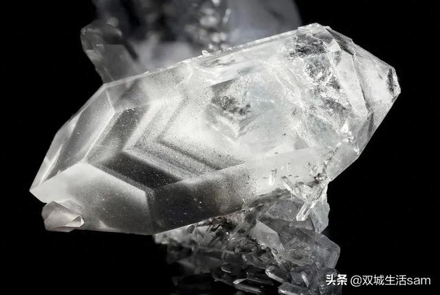 胶花水晶吧 2026年胶花水晶的作用