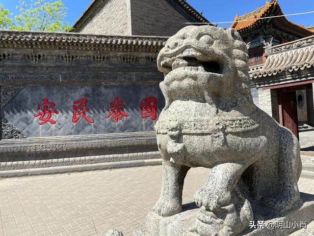 行摄包头市东河区妙法禅寺（吕祖庙）内一些珍贵的文物遗存