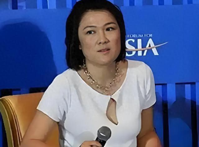 善恶终有报：疫情时对中国一毛不拔，却大方捐美国6亿，如今咋样