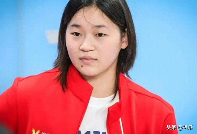 全红婵爸妈也没想到，别墅刚封顶，一家人就走上了大衣哥的老路