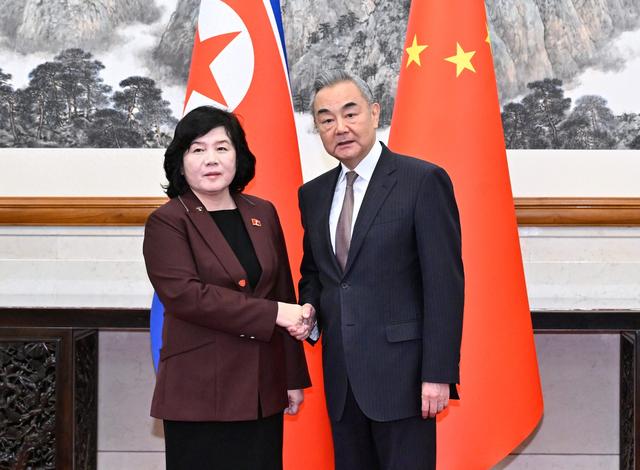 不出所料：金正恩托人给中国捎了一句话，特朗普果然低估了朝鲜