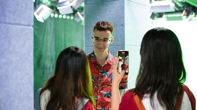 “我是中国通”：俄罗斯留学生菲利普眼中的多彩哈尔滨