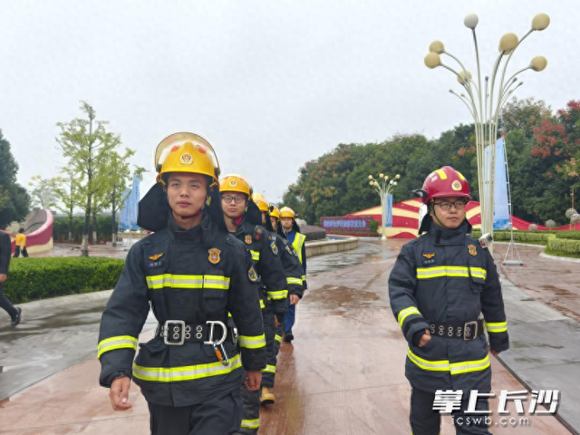第四届长沙市旅游发展大会启幕 宁乡消防圆满完成安保执勤任务