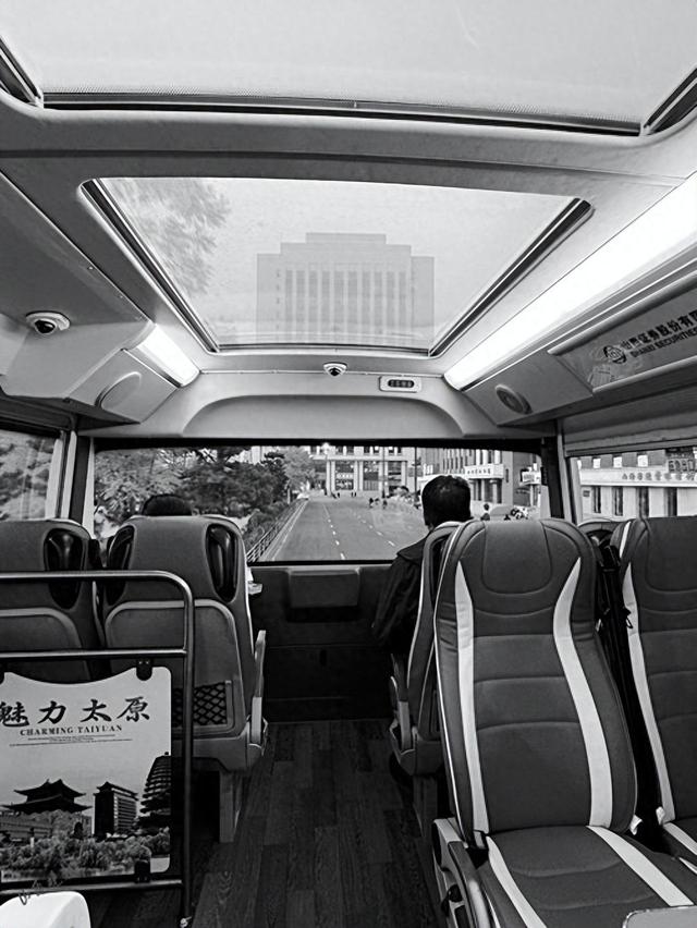 凭山西文旅年卡免费坐太原观光巴士 本月起可预约