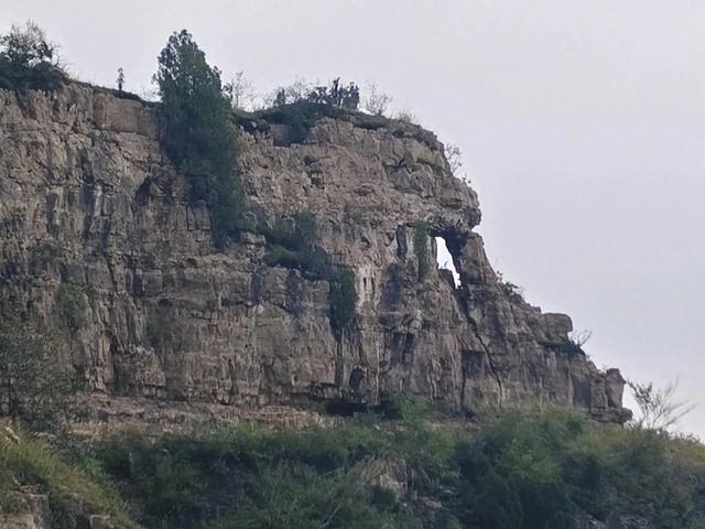 探访博山源泉郑家庄月亮门象鼻子山