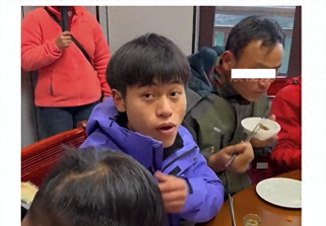 荒野求生休整期 林北回赛场捡垃圾， 这波操作太圈粉