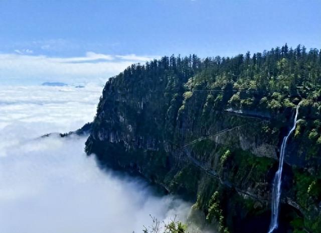 四川瓦屋山景区9月实行免门票政策