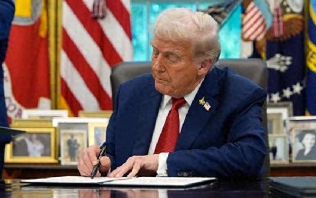 特朗普明牌了：美国取消芬太尼税，中国买美国大豆、取消稀土管控