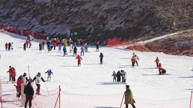 明日“开板”！市民冬季健身游玩添新去处