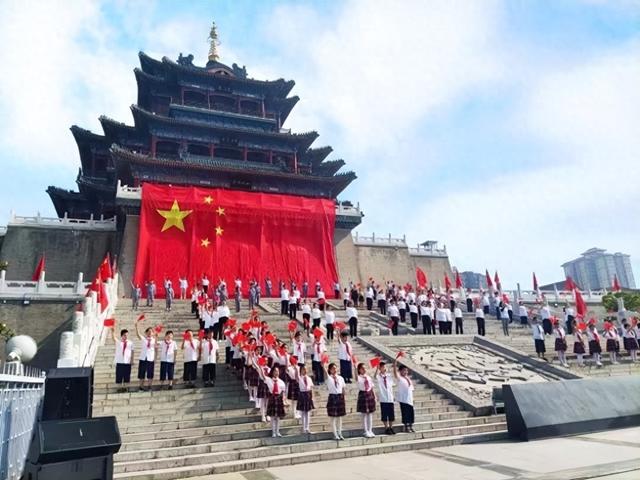 清渭楼 | 国庆绘就山河锦绣，中秋点亮万家团圆