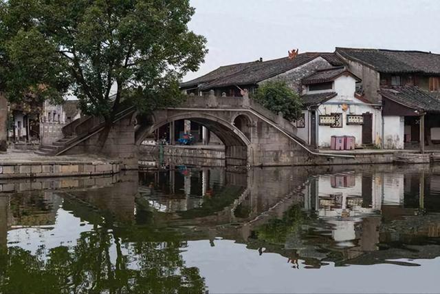 谁能被称得上是，真正的古城？这2座城市，连名字都近千年了！