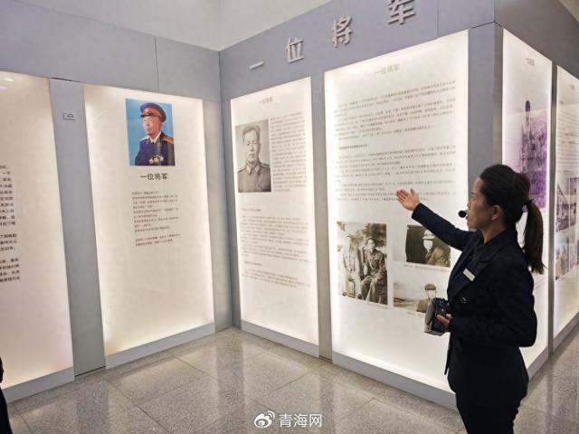 天路丰碑：探访格尔木青藏公路纪念馆，感受“两路”精神