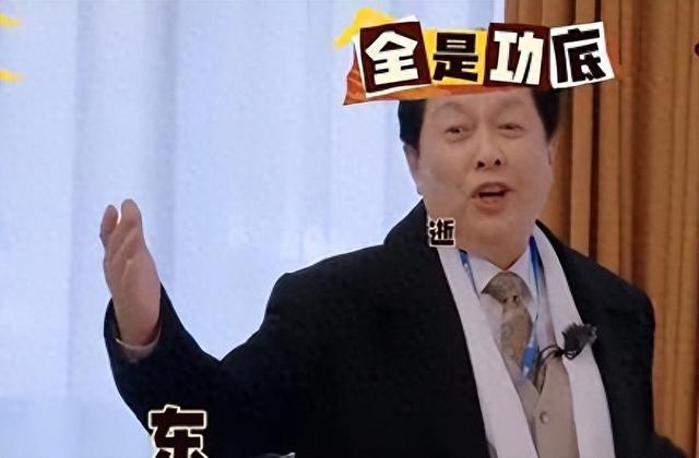 唐国强也没想到，走了35年的前妻，意外让两个残疾儿子承受了恶意