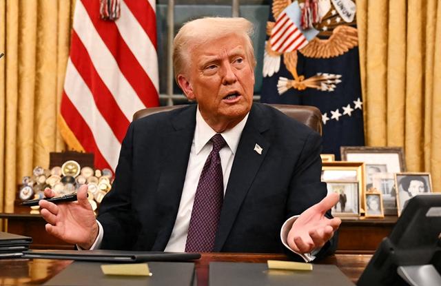 情况越来越不妙，美军20次开火，全面战争或打响？中俄已接到求助